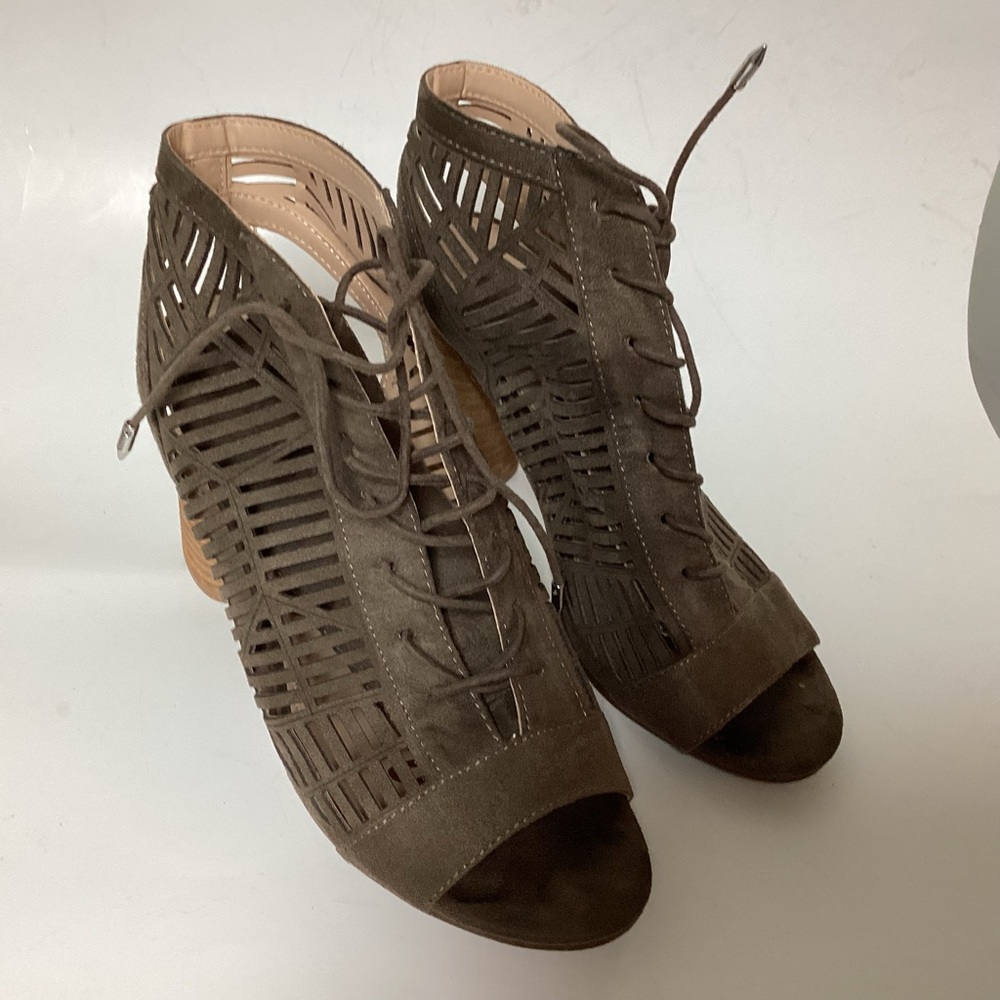 Sam Edelman Women's Rocco Pump Bootie Size 7.5 Block Heel LaceUp Caged Tan Suede